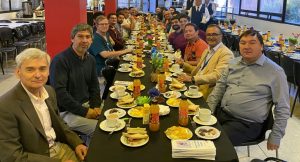 CRS conmemora el día internacional del hombre con desayuno reflexivo